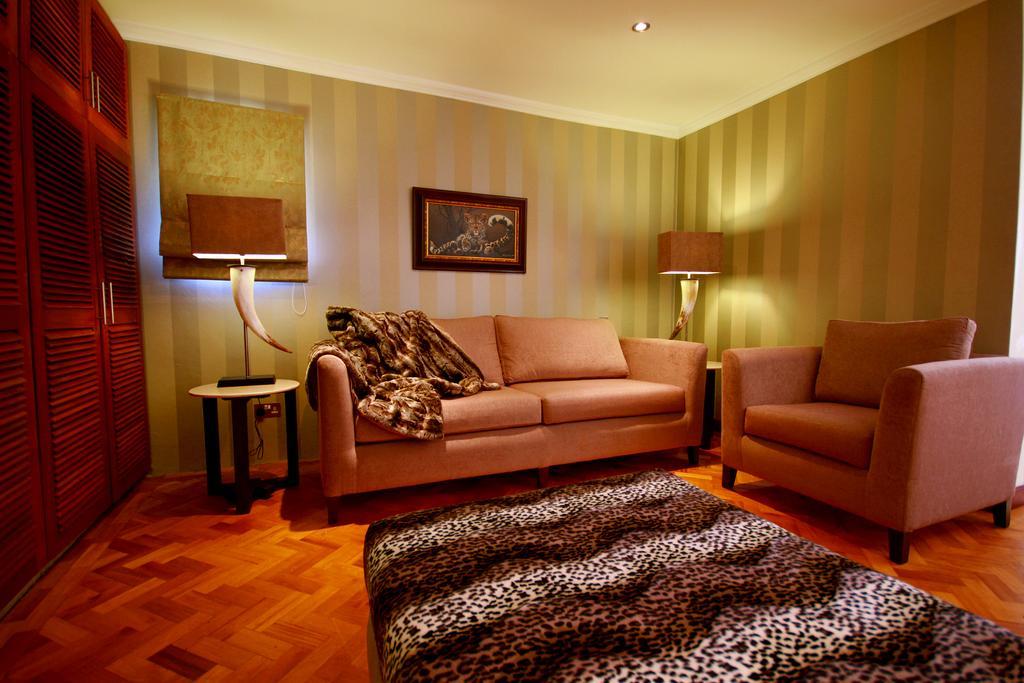 Hotel The Aberdare Country Club Mweiga Esterno foto