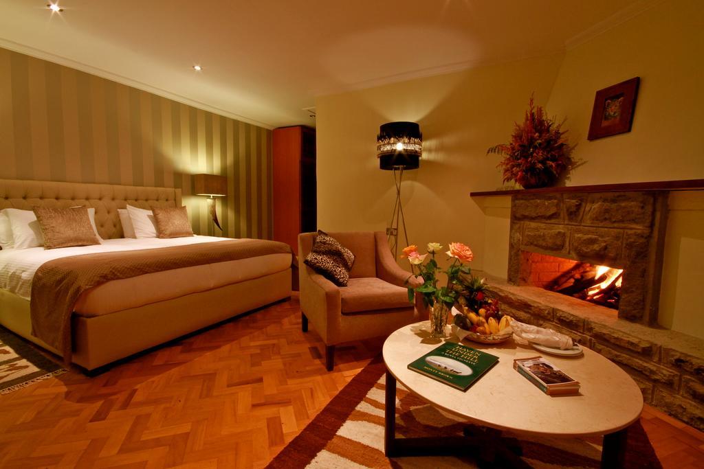 Hotel The Aberdare Country Club Mweiga Esterno foto